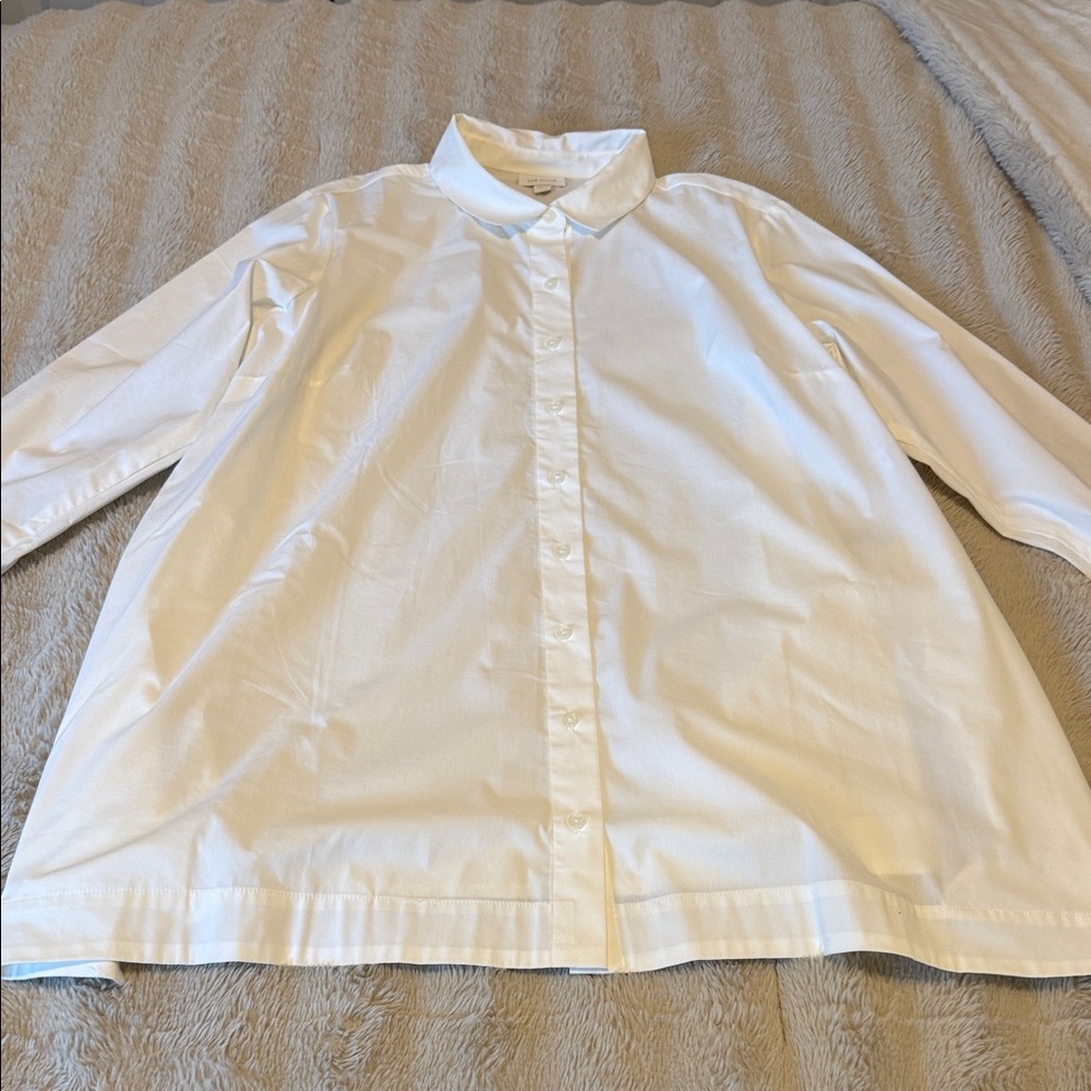 J. Jill Classic White Button-Up Shirt